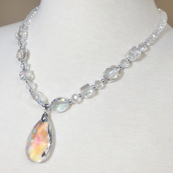 Clear AB Glass Teardrop Beaded Necklace Earrings Set - Picture 2 of 3